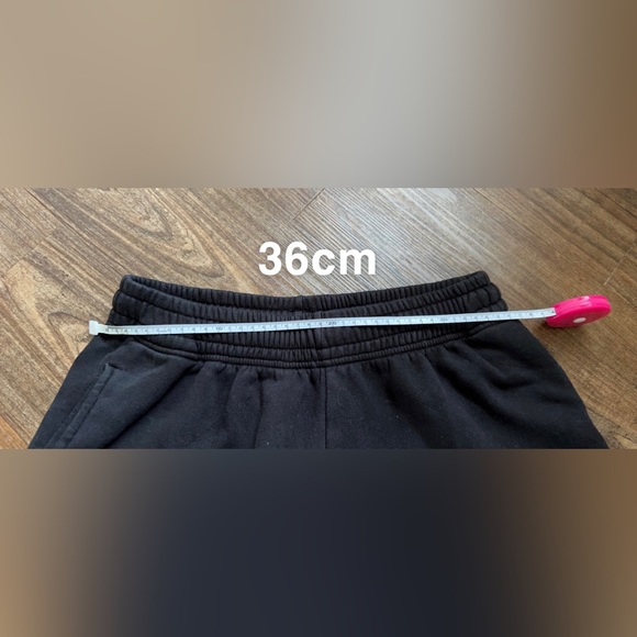 **SOLD** Alphalete HCTS Joggers - Picture 4 of 4